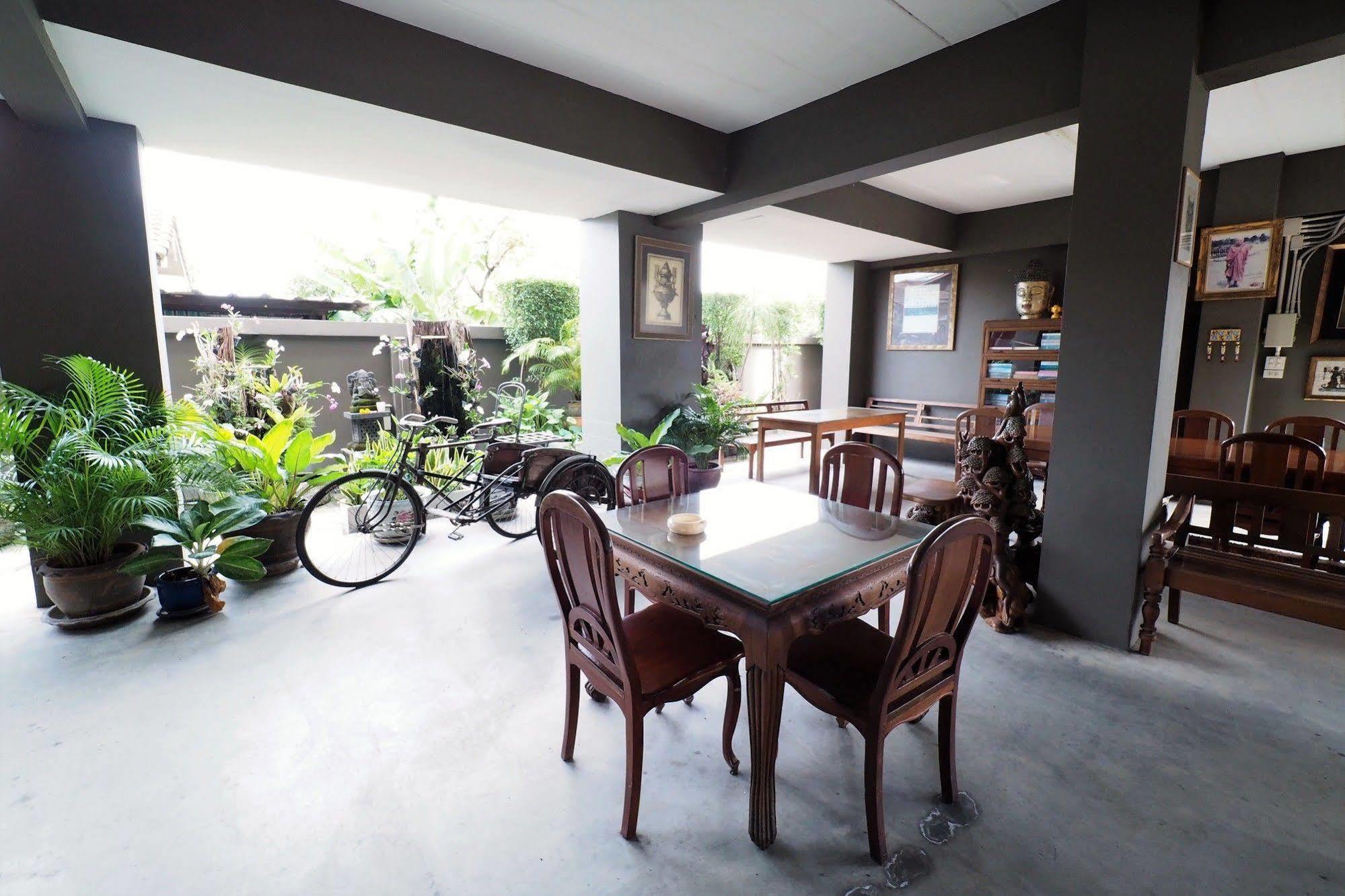 Namnon Place Nonthaburi Exterior foto